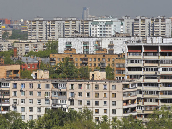 Четыре плюса и четыре минуса покупки жилья в сносимой пятиэтажке